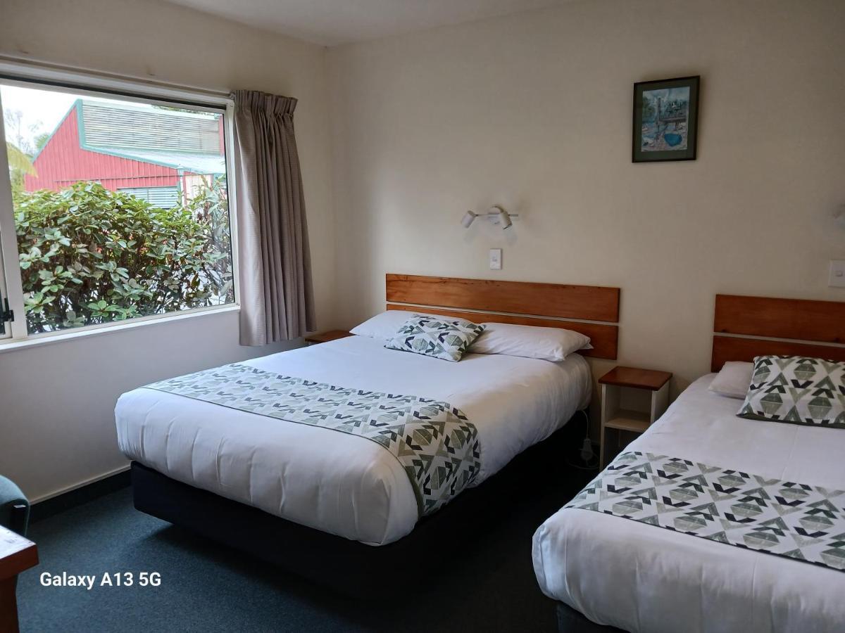 Anatoki Lodge Motel Такака Экстерьер фото