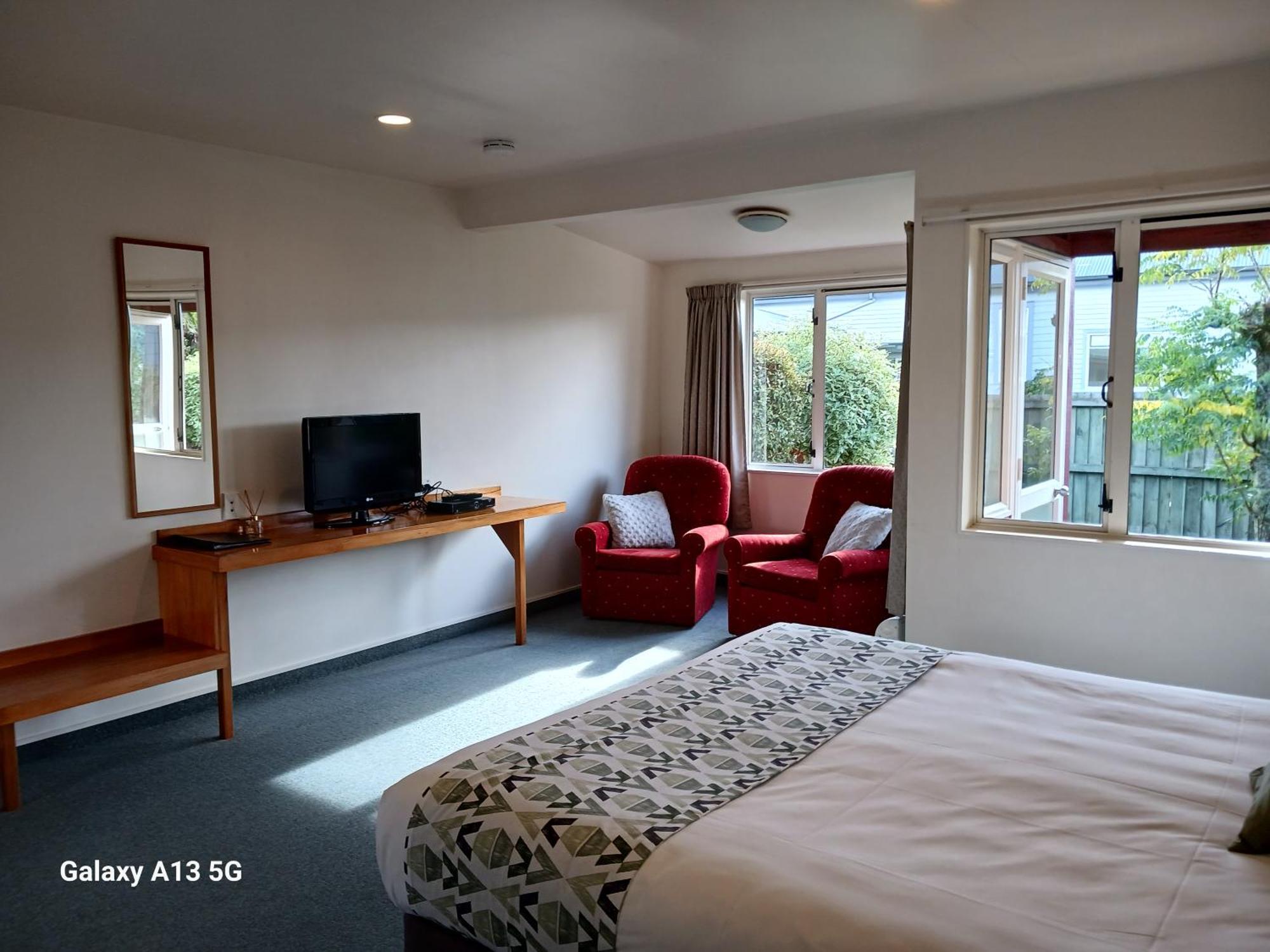 Anatoki Lodge Motel Такака Экстерьер фото
